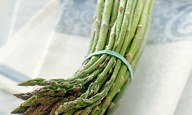 Come si cucinano gli asparagi selvatici
