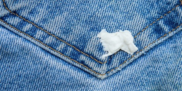 Come togliere il chewing gum dai vestiti
